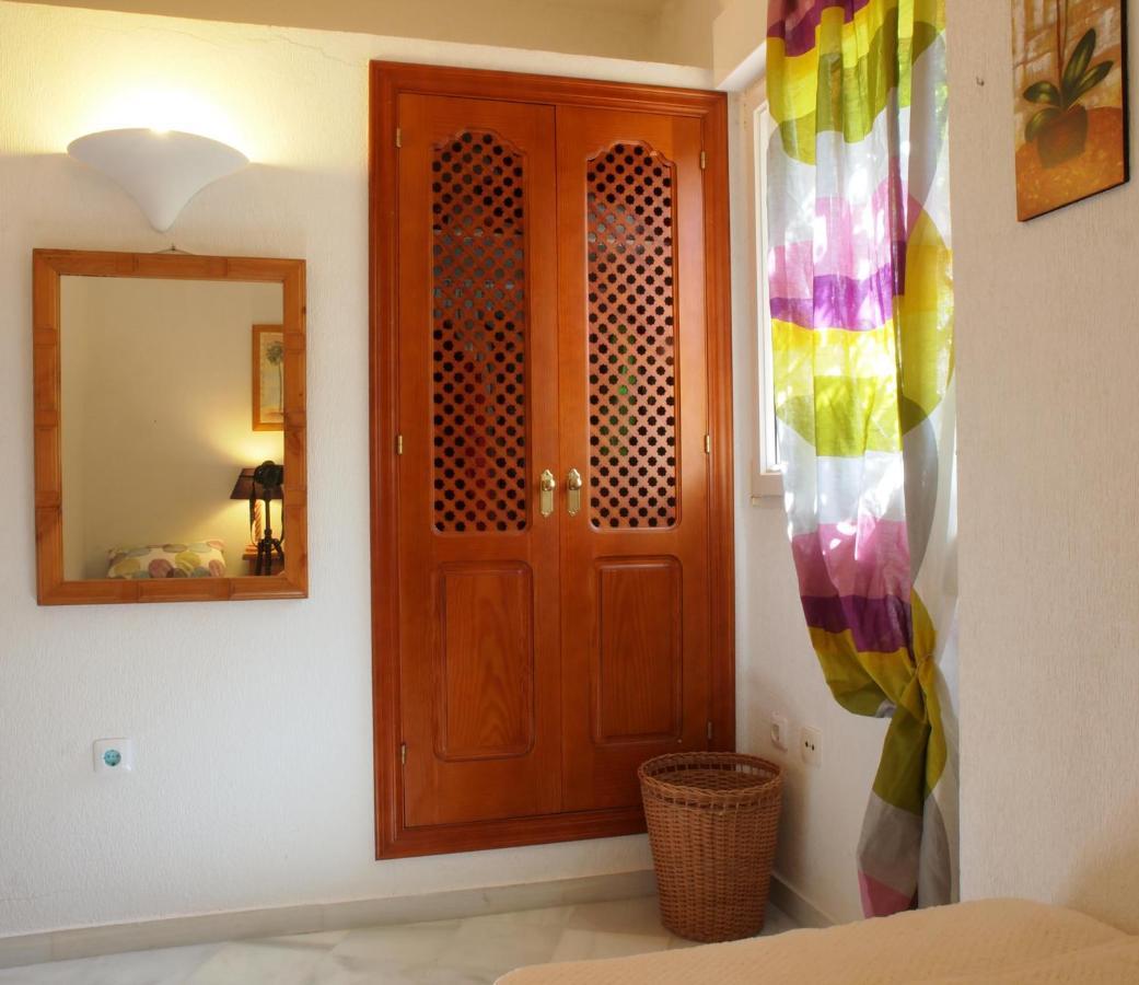 Sunny Apartment Aldea Del Mar Near The Sea Торевиеха Стая снимка