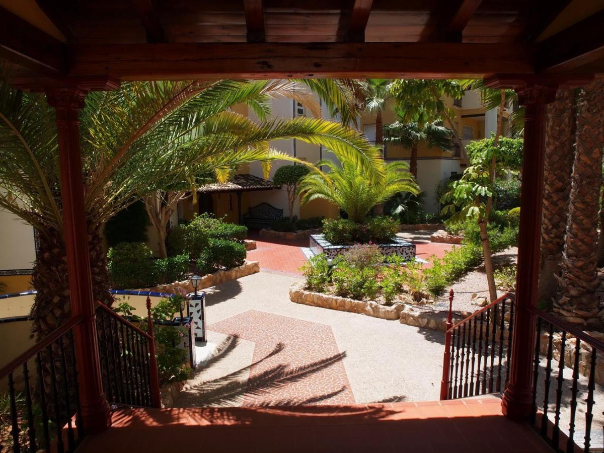 Sunny Apartment Aldea Del Mar Near The Sea Торевиеха Стая снимка